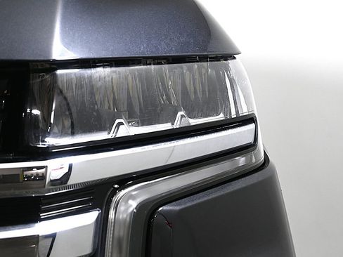 Used 2022 Chevrolet Tahoe LT w/ LT Signature Plus Package image 11