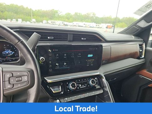 Used 2024 GMC Sierra 2500 Denali Ultimate image 14