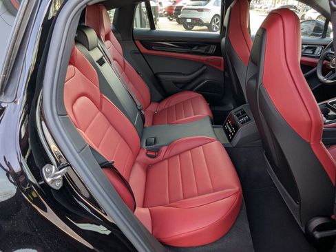 New 2026 Porsche Panamera 4 image 24