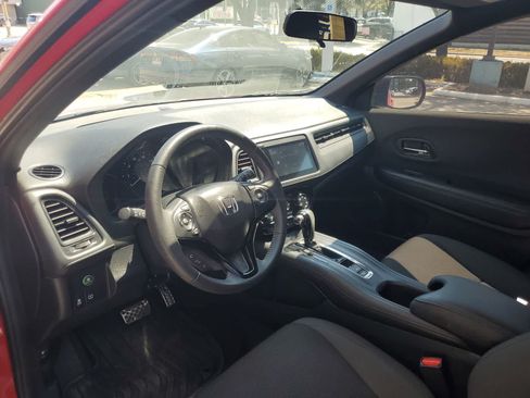 Used 2022 Honda HR-V Sport image 2
