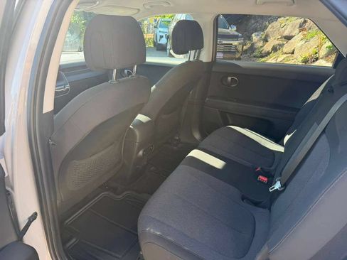Certified 2025 Hyundai Ioniq 5 SE RWD image 21