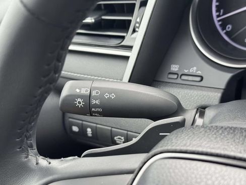 Certified 2023 Toyota Camry SE FWD image 23