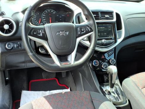 Used 2019 Chevrolet Sonic LT w/ Convenience Package FWD image 15
