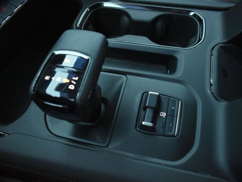 Used 2023 GMC Sierra 1500 AT4 w/ AT4 Preferred Package AWD/4WD image 29