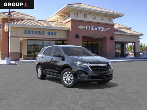 Used 2023 Chevrolet Equinox LS w/ Driver Confidence II Package FWD image 1