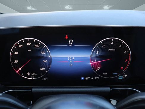 Used 2025 Mercedes-Benz GLA 250 image 45