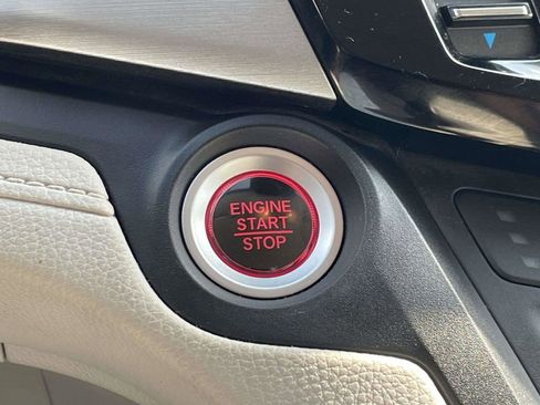 Used 2025 Honda Odyssey EX-L image 19