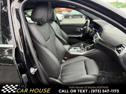 Used 2020 BMW 330i xDrive Sedan w/ Driving Assistance Package AWD/4WD image 20