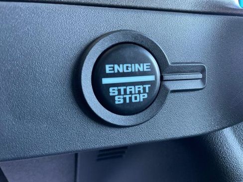 Certified 2025 Ford Bronco Badlands AWD/4WD image 5
