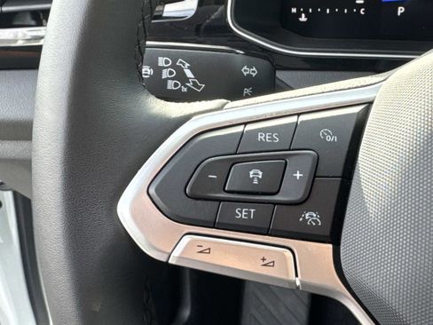 Certified 2025 Volkswagen Jetta S image 16