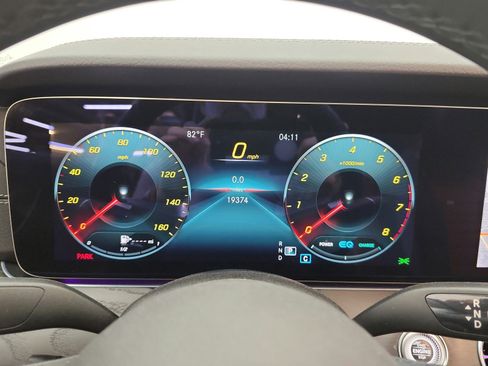 Used 2023 Mercedes-Benz E 450 Coupe image 12