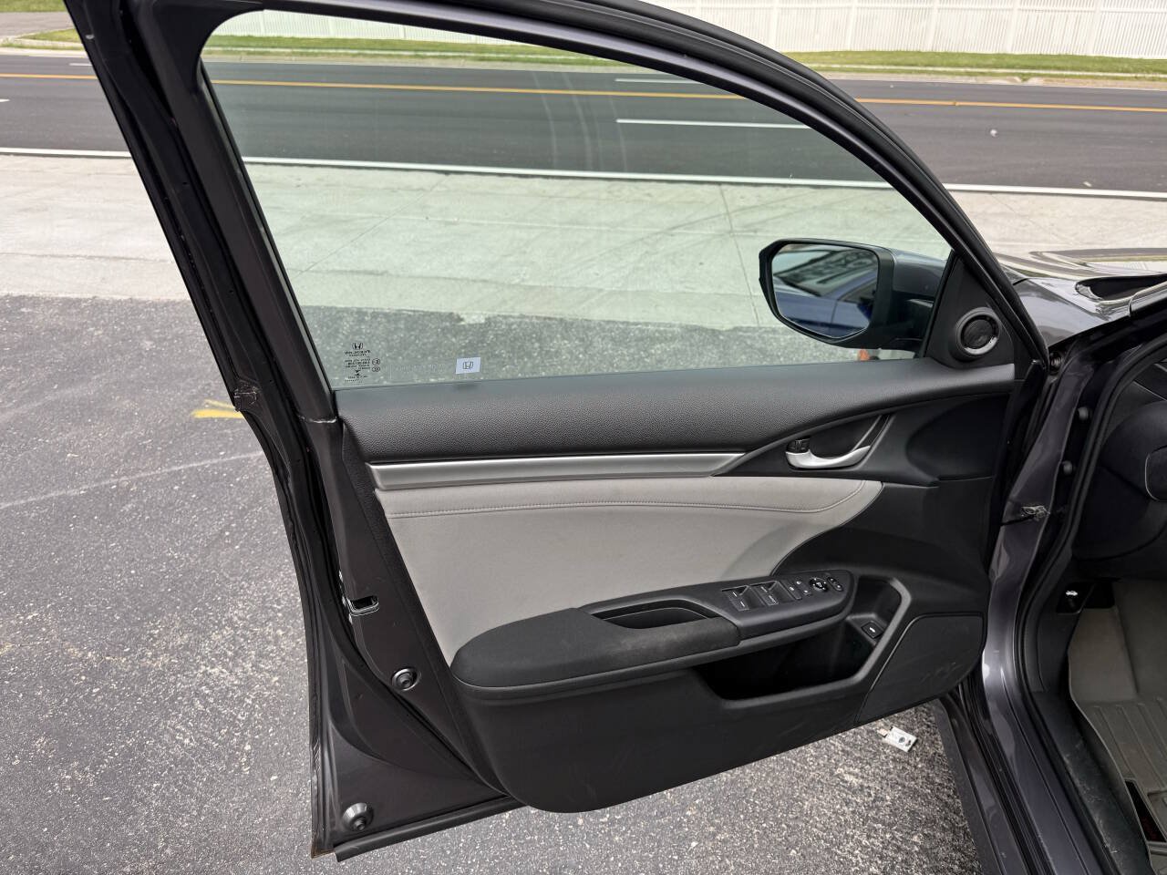 Used 2017 Honda Civic EX image 18