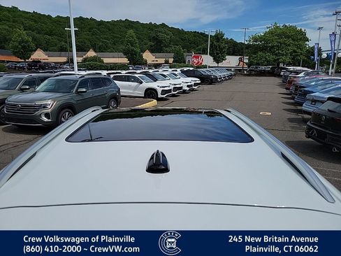 New 2026 Volkswagen Tiguan SE AWD/4WD image 30