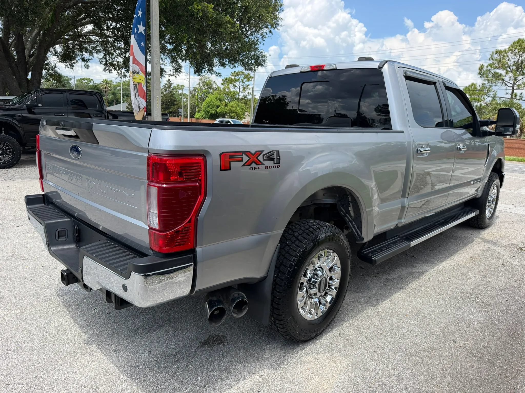 Used 2020 Ford F250 XLT w/ XLT Premium Package AWD/4WD image 6