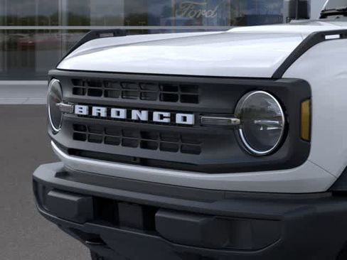 New 2025 Ford Bronco 4-Door AWD/4WD image 19