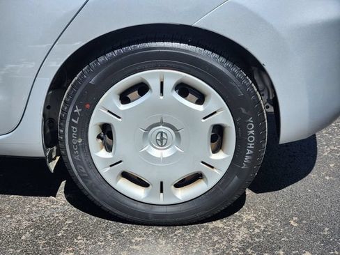 Used 2012 Scion xD FWD image 10