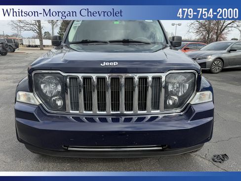 Used 2012 Jeep Liberty Limited Jet w/ Comfort/Convenience Group image 3