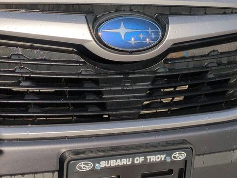 Used 2020 Subaru Forester Premium image 12