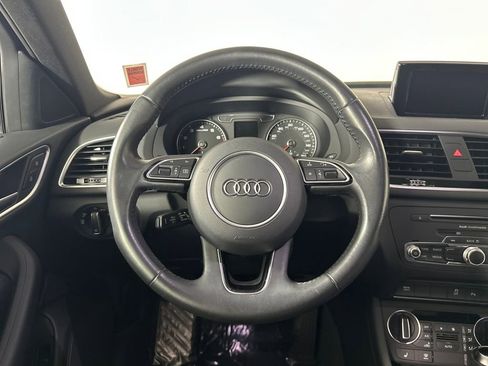 Used 2018 Audi Q3 2.0T Premium w/ Convenience Package image 18