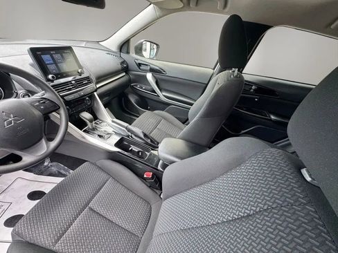 Used 2024 Mitsubishi Eclipse Cross LE AWD/4WD image 9