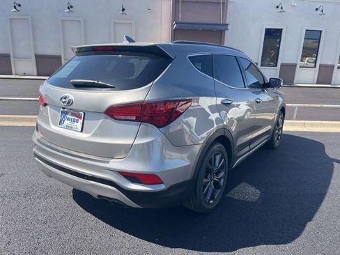 Used 2018 Hyundai Santa Fe Sport w/ Cargo Package FWD image 4