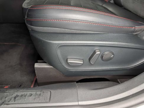 Certified 2021 Ford Escape SEL w/ SEL Stealth AWD Package image 38