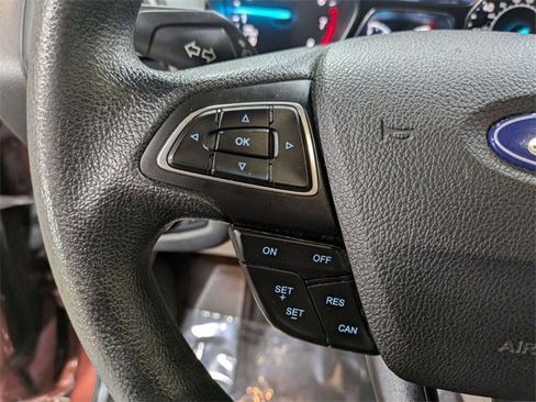 Used 2018 Ford Escape SE image 18