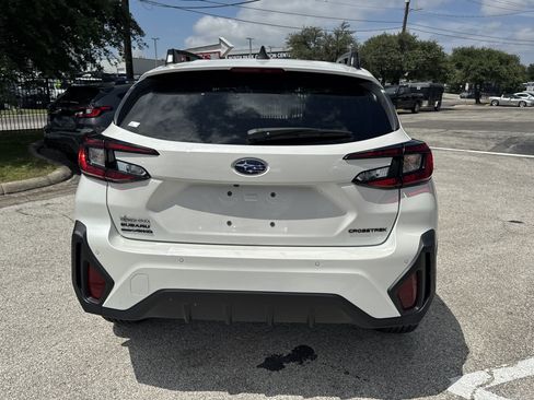 New 2026 Subaru Crosstrek 2.5i Limited AWD/4WD image 4
