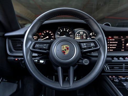 Certified 2022 Porsche 911 Carrera RWD image 30