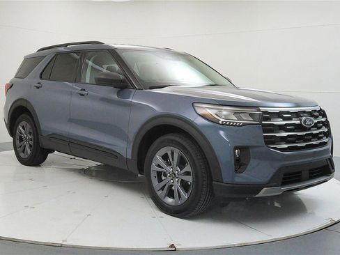 New 2026 Ford Explorer Active w/ Active Comfort Package image 1