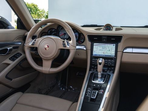 Used 2012 Porsche 911 Carrera S image 20
