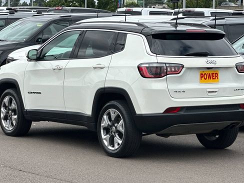 Used 2017 Jeep Compass Limited AWD/4WD image 6