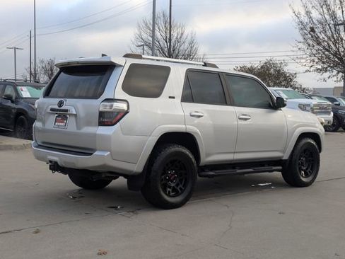 Used 2023 Toyota 4Runner SR5 Premium image 7