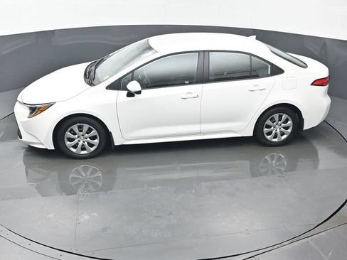 Certified 2026 Toyota Corolla LE FWD image 36