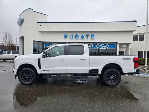 New 2026 Ford F250 Lariat w/ Black Appearance Package AWD/4WD image 1
