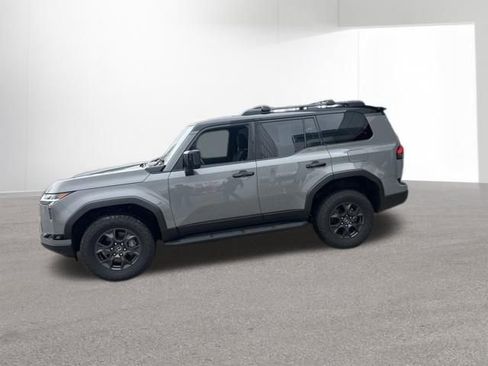 Used 2024 Lexus GX 550 image 1