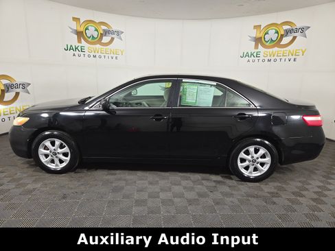 Used 2009 Toyota Camry LE FWD image 4