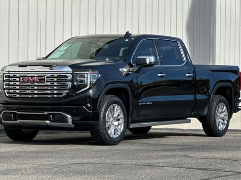 Used 2023 GMC Sierra 1500 Denali w/ Technology Package image 8