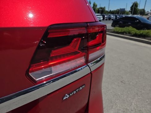 Certified 2023 Volkswagen Atlas SE AWD/4WD image 9