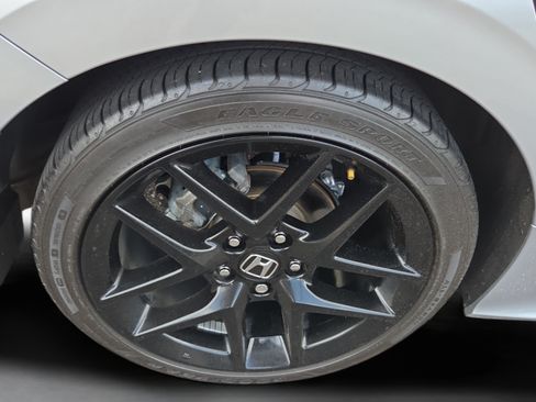 Certified 2025 Honda Civic Sport image 34
