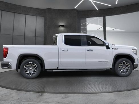 Used 2026 GMC Sierra 1500 SLT w/ SLT Premium Plus Package AWD/4WD image 4
