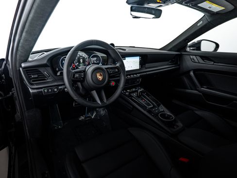 New 2026 Porsche 911 Carrera GTS image 4