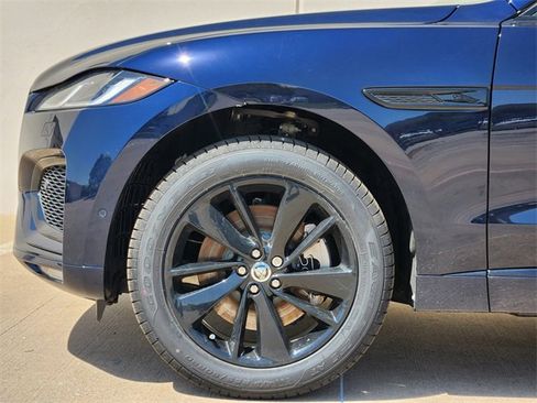 Used 2026 Jaguar F-PACE R-Dynamic S image 9