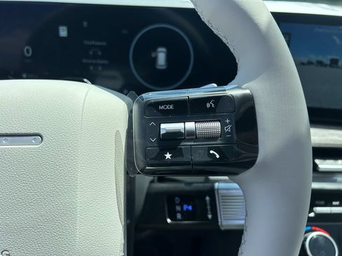 New 2026 Hyundai Santa Fe Limited FWD image 32