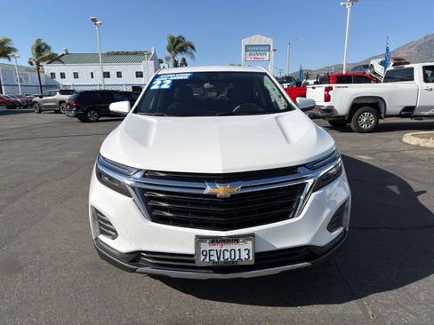Used 2022 Chevrolet Equinox LT image 3