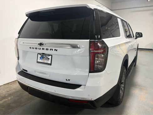 Used 2024 Chevrolet Suburban LT w/ LT Signature Package AWD/4WD image 8