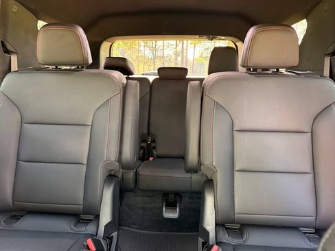 Used 2024 Chevrolet Traverse Z71 w/ LPO, Floor Liner Package AWD/4WD image 28
