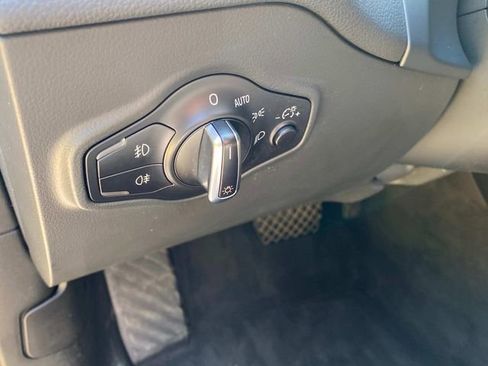 Used 2016 Audi Q5 2.0T Premium Plus w/ Technology Package image 16