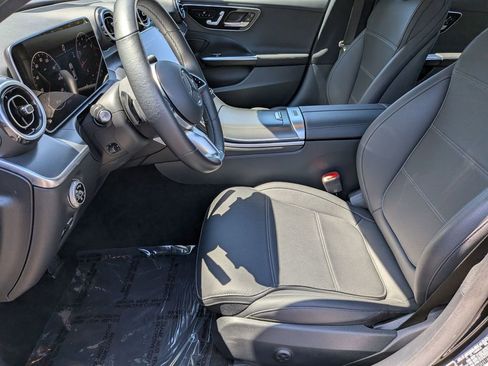 Used 2025 Mercedes-Benz C 300 Sedan image 21