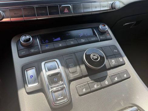 Used 2022 Hyundai Palisade Calligraphy FWD image 17